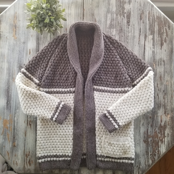 Handmade Chunky Crochet Neutral Cardigan Women's Medium - Picture 2 of 7